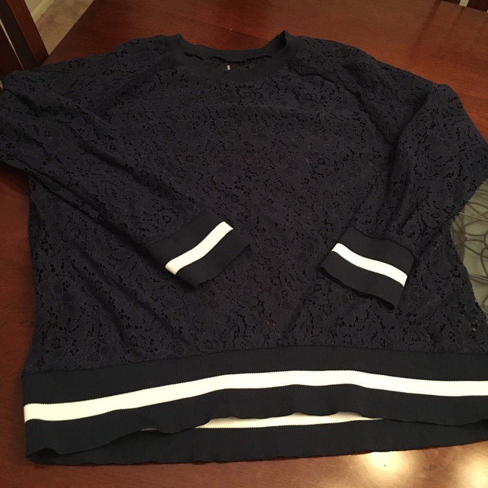 NWT Lace All Over
